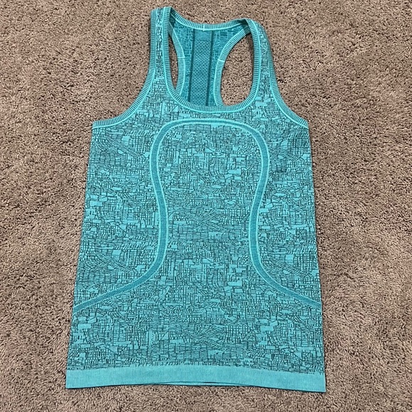 lululemon athletica Tops - Lululemon Tank Top size 6